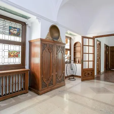 Canela Homes Casa Serra Barcelona