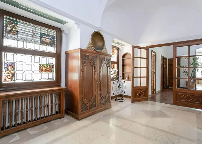 Canela Homes Casa Serra バルセロナ
